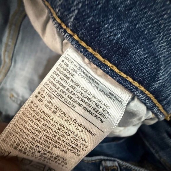 Banana Republic Girlfriend Jeans Women's 29/8 Medium Wash Distressed Denim - Picture 4 of 7